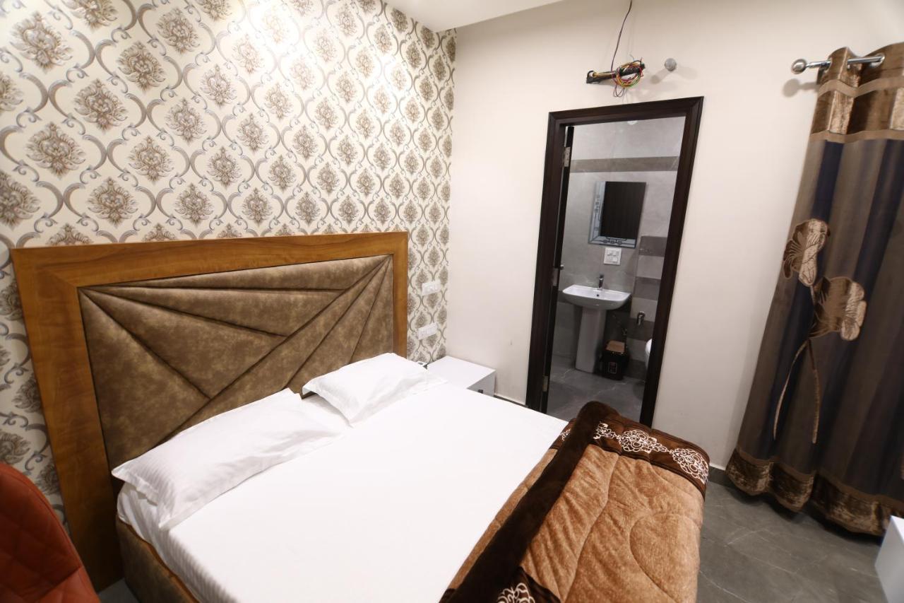 Ovel Hotel لوديانا المظهر الخارجي الصورة